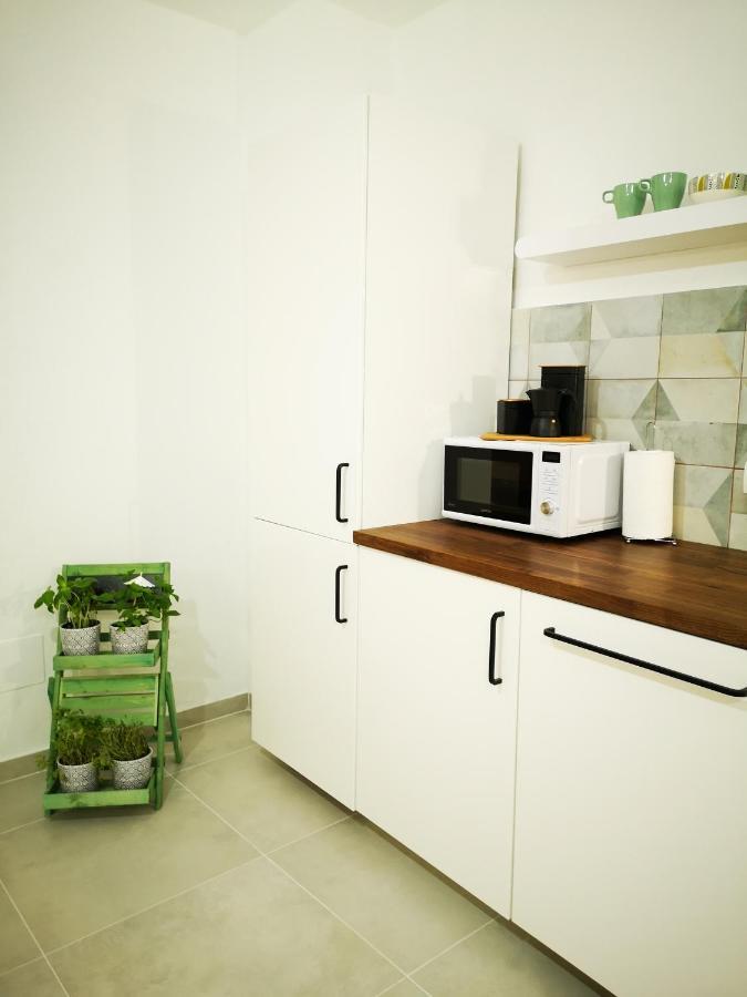Apartment Sunrise, Coastal Istra, Pula Duga Uvala Pavicini Exterior photo