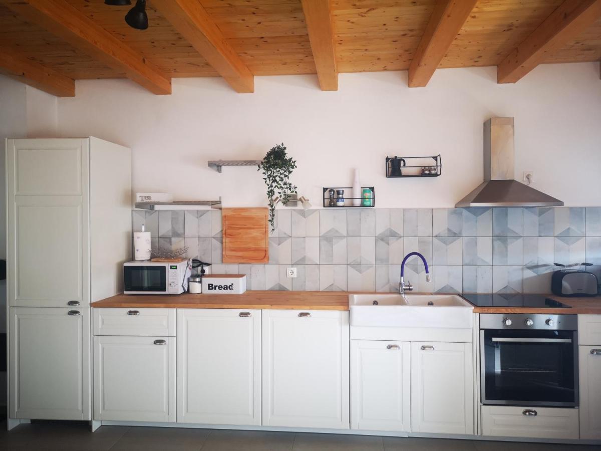 Apartment Sunrise, Coastal Istra, Pula Duga Uvala Pavicini Exterior photo
